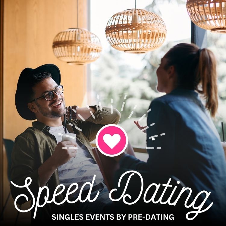 Cleveland attendees of Speed Dating in Ohio enjoying the event!